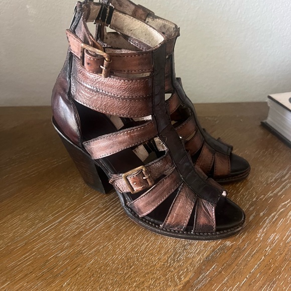 Freebird size 7 Breez sandal heels - Picture 1 of 5
